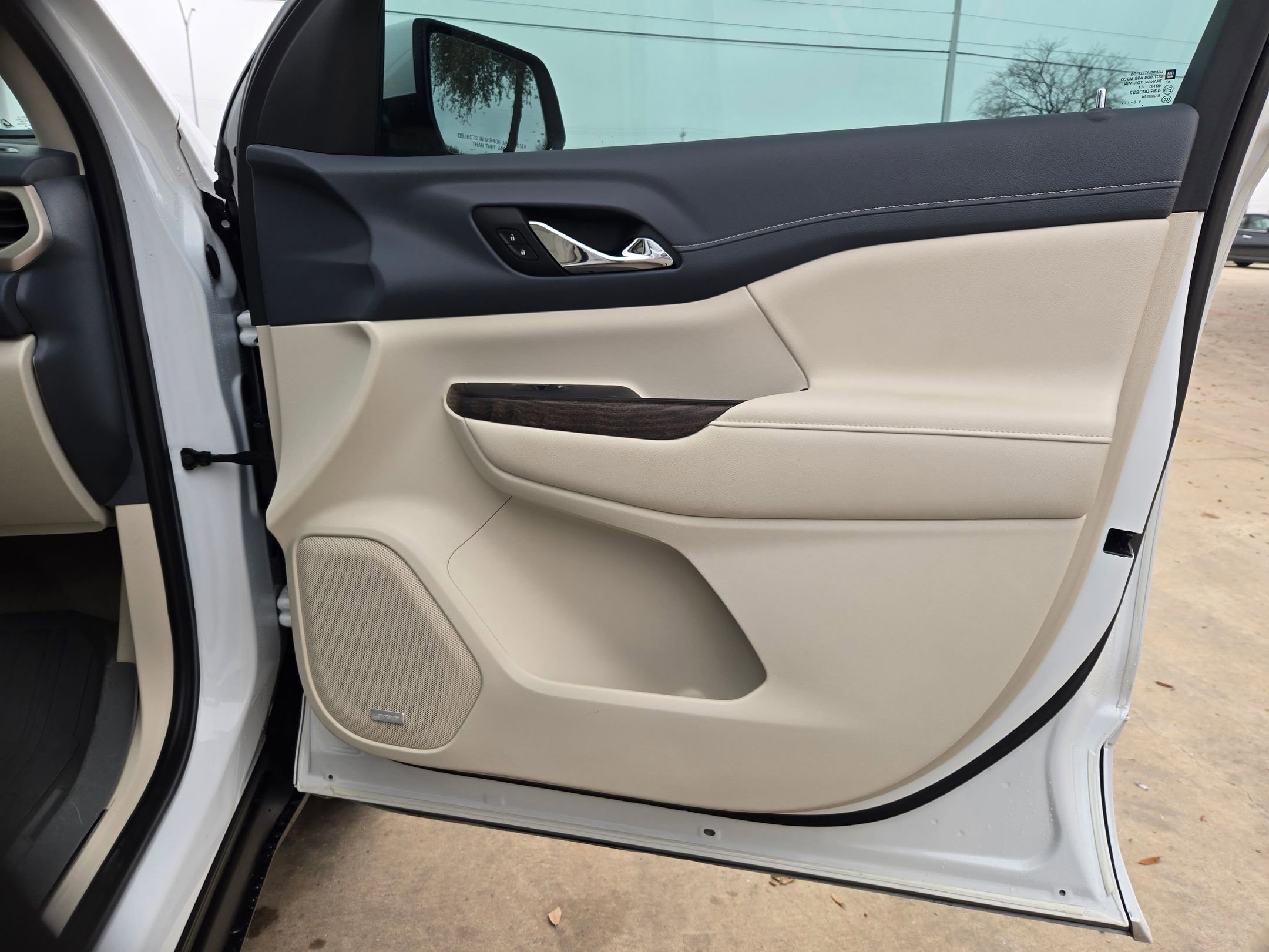 Certified 2020 GMC Acadia Denali image 32