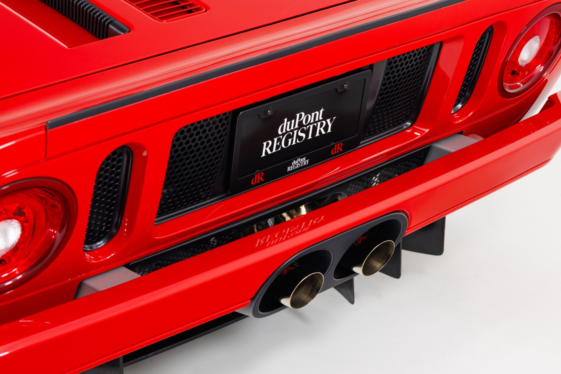 Used 2006 Ford GT RWD image 86