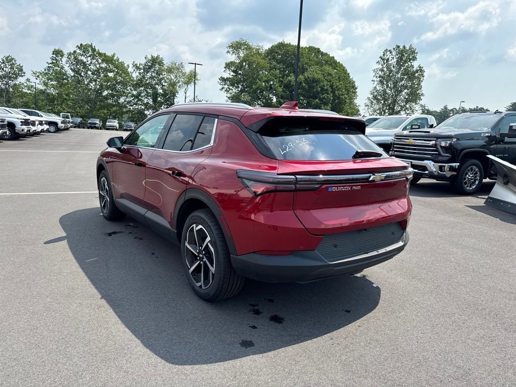 New 2026 Chevrolet Equinox EV LT AWD/4WD image 8