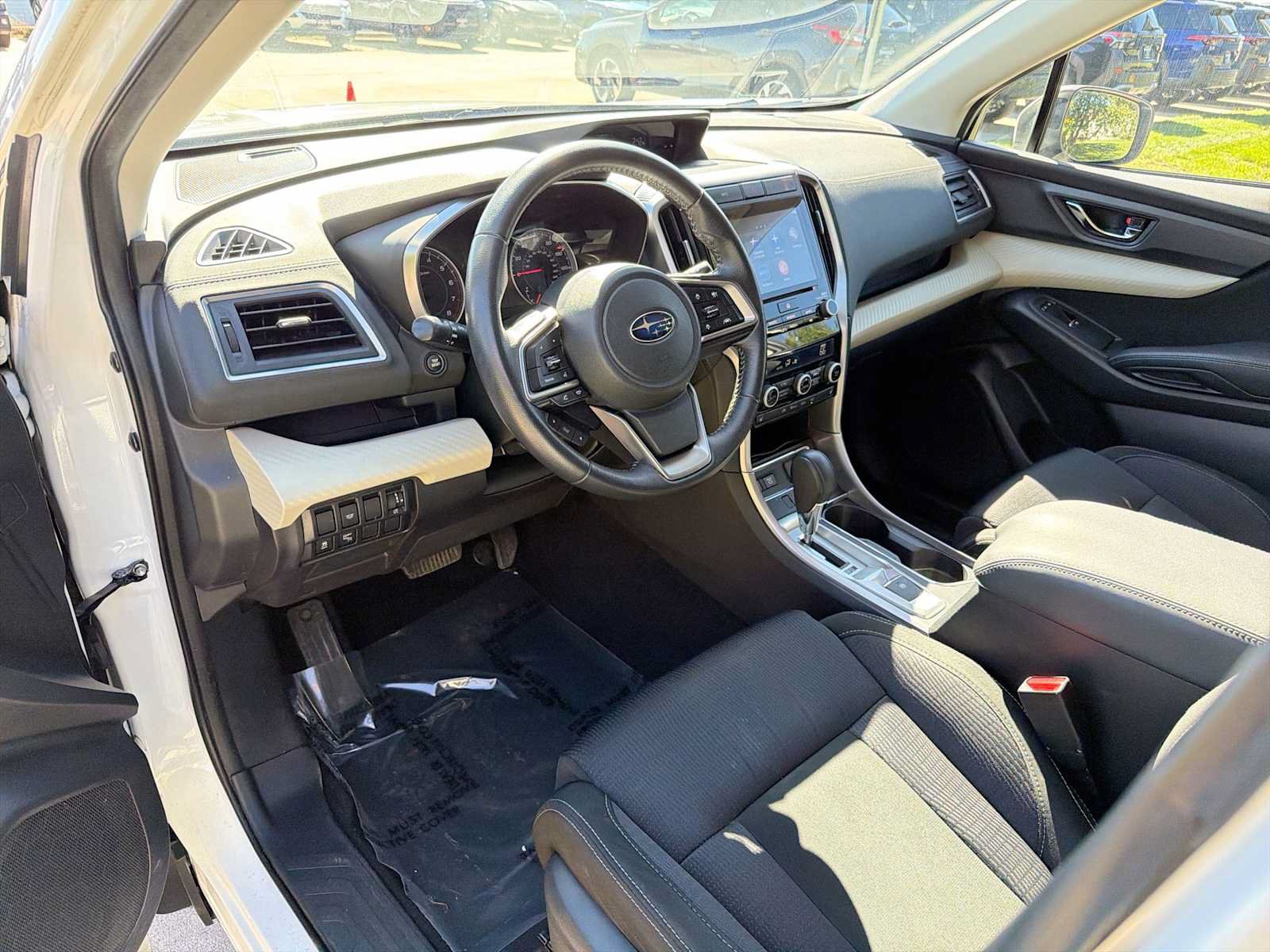 Used 2020 Subaru Ascent Premium AWD/4WD image 2