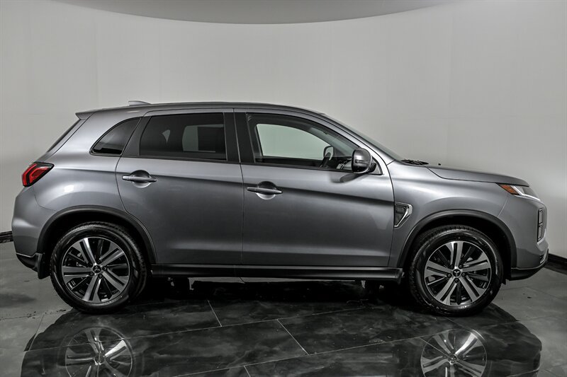 New 2027 Mitsubishi Outlander Sport SE AWD/4WD image 10