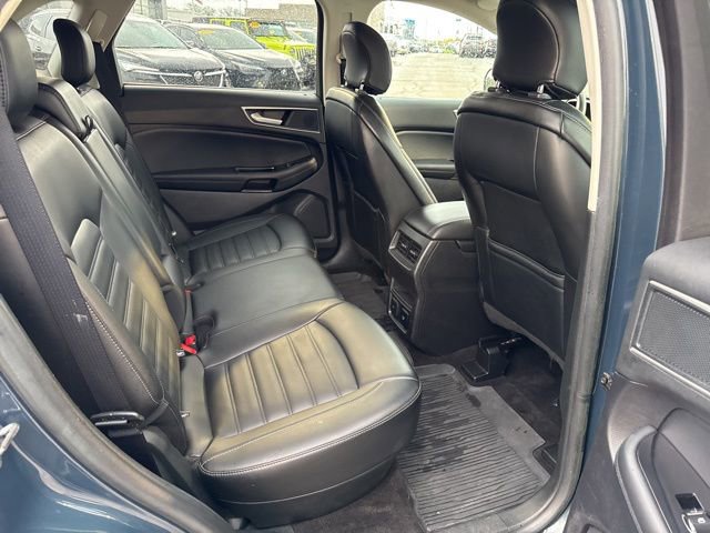 Used 2019 Ford Edge SEL w/ Equipment Group 201A AWD/4WD image 23