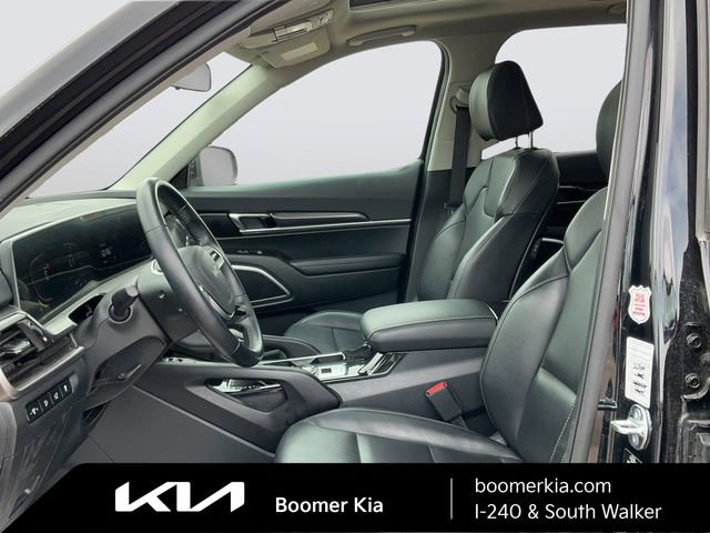 Certified 2025 Kia Telluride S image 17