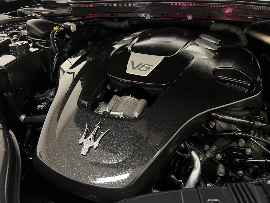 Used 2014 Maserati Ghibli RWD image 44