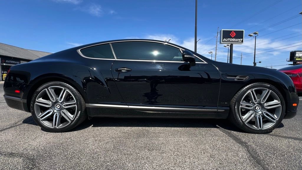Used 2016 Bentley Continental GT image 9