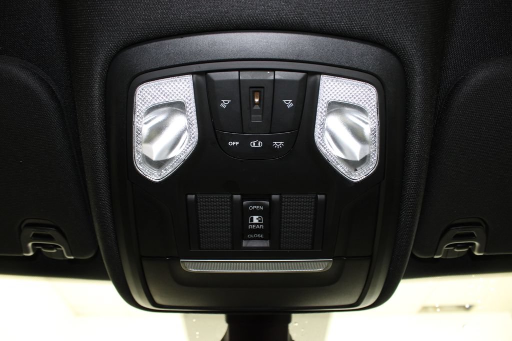 Used 2020 RAM 1500 Big Horn AWD/4WD image 15