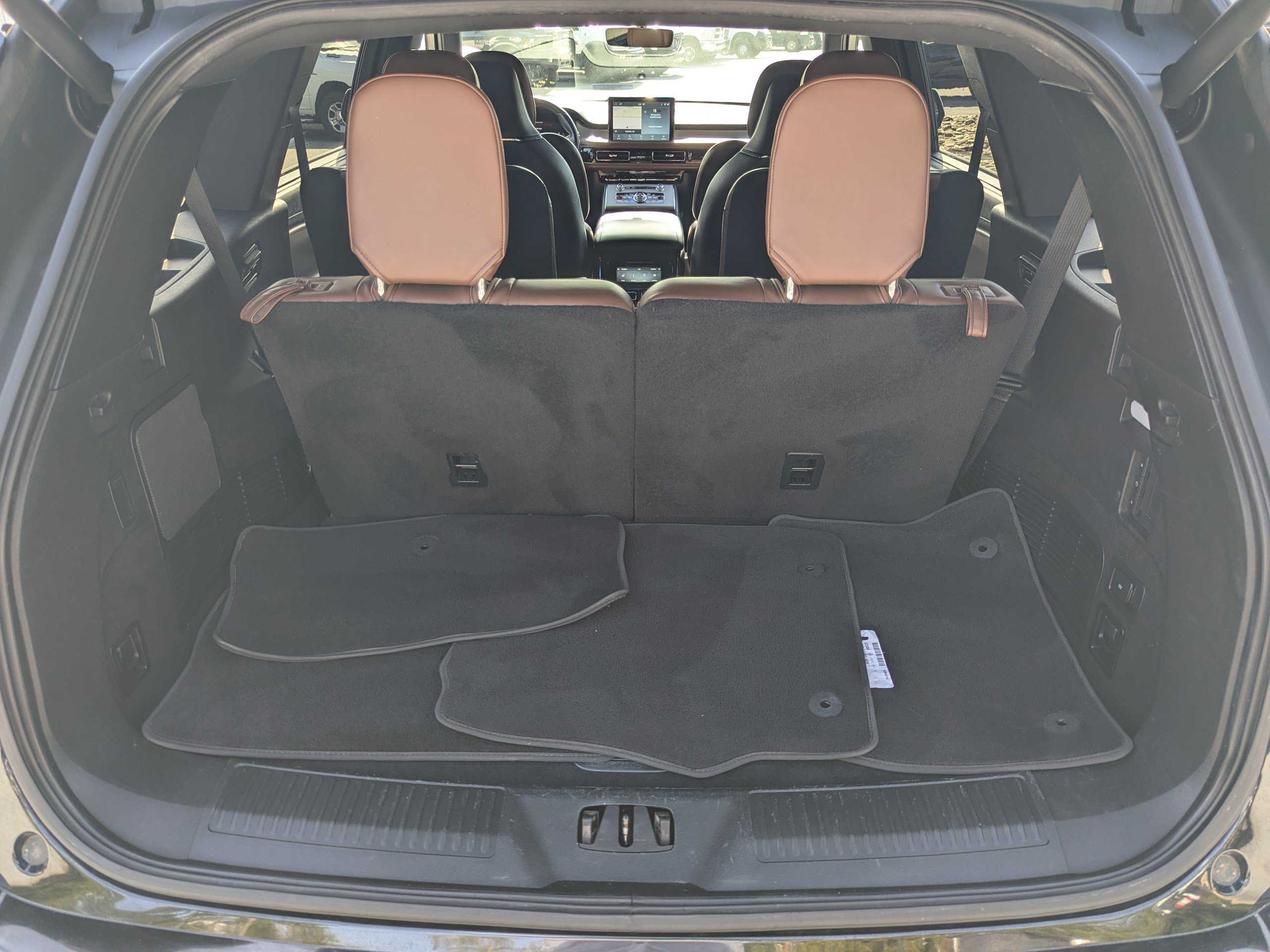 Used 2020 Lincoln Aviator Reserve w/ Equipment Group 202A AWD/4WD image 21