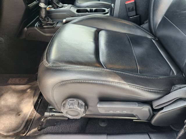 Used 2020 Jeep Wrangler Unlimited Sahara AWD/4WD image 24