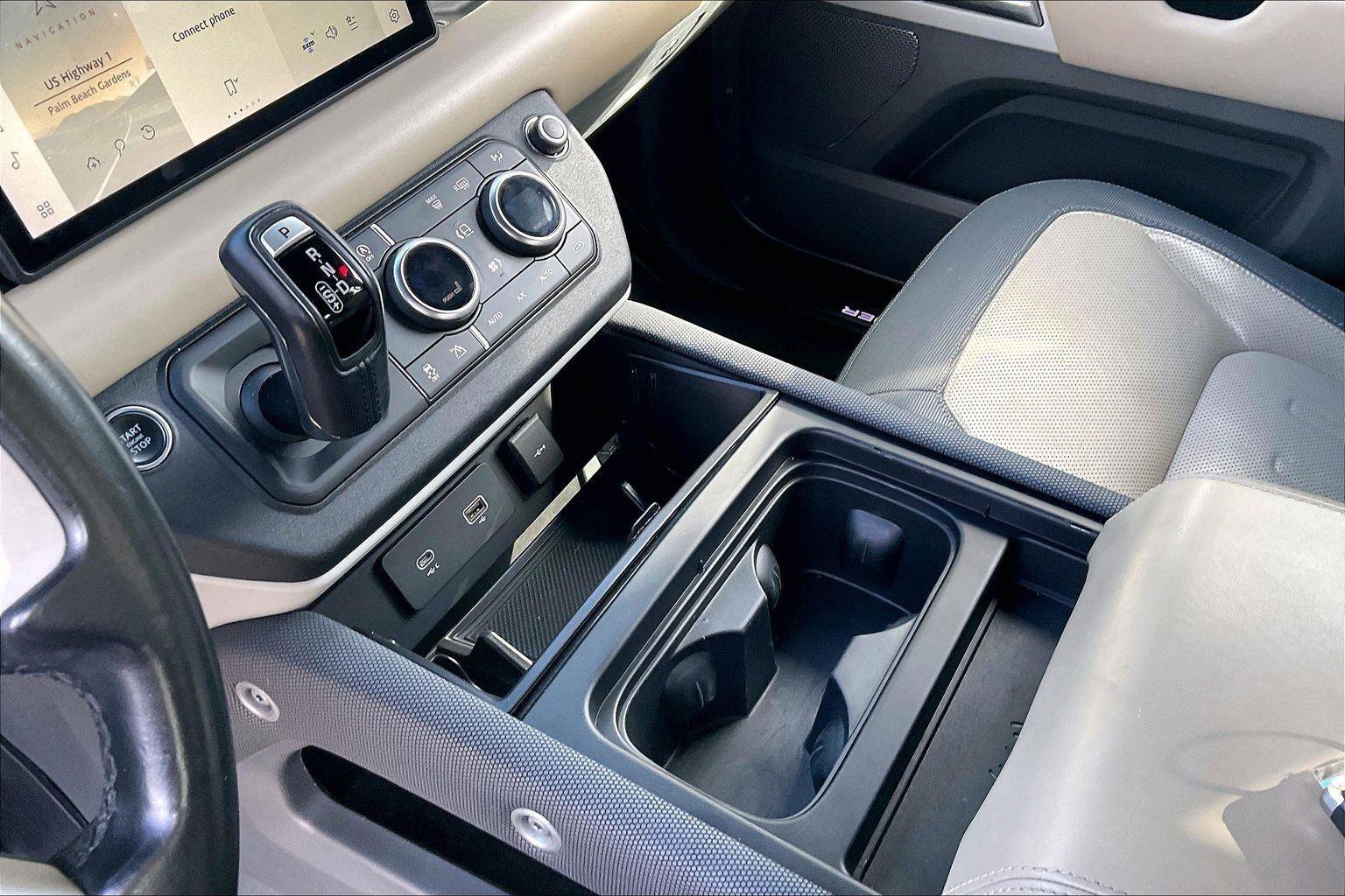 Used 2022 Land Rover Defender 110 X-Dynamic HSE AWD/4WD image 18