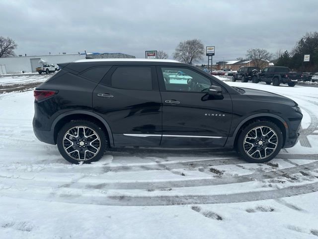 Used 2023 Chevrolet Blazer Premier w/ Driver Confidence II Package image 9