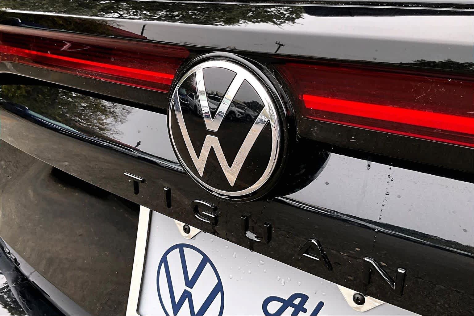 New 2026 Volkswagen Tiguan SE R-Line image 15