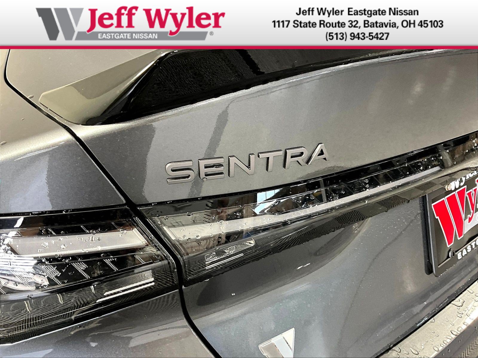 New 2026 Nissan Sentra SR w/ Floor Mat Package FWD image 13