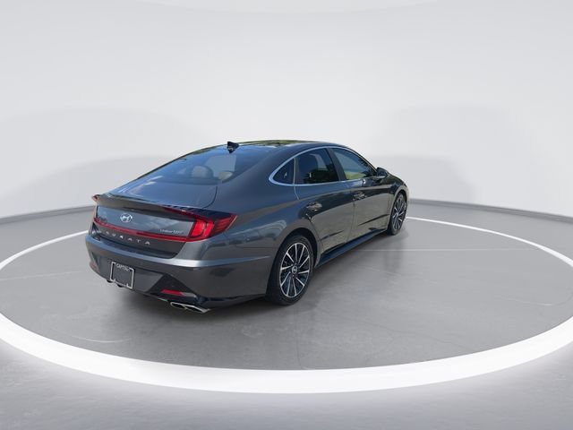 Used 2023 Hyundai Sonata Limited w/ Preferred Accessory Package FWD image 8