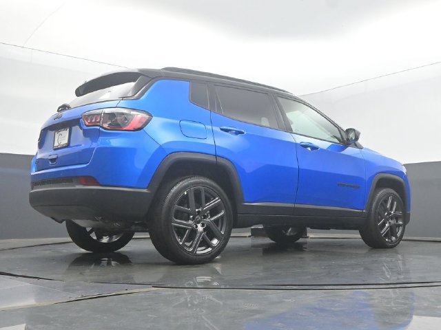 New 2026 Jeep Compass Limited w/ Sun, Sound & Navigation Group AWD/4WD image 48