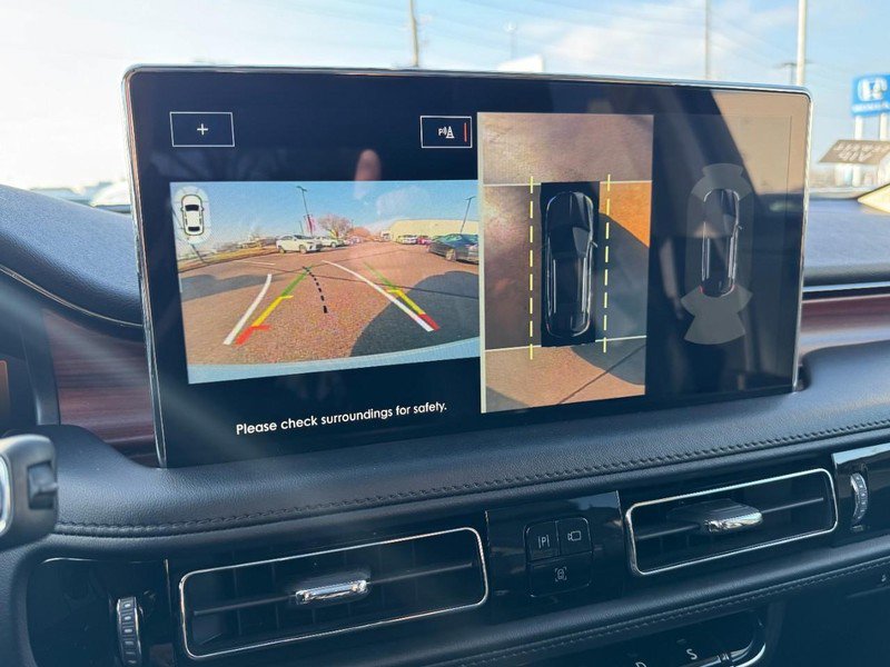 Certified 2023 Lincoln Nautilus Reserve w/ Equipment Group 201A image 22