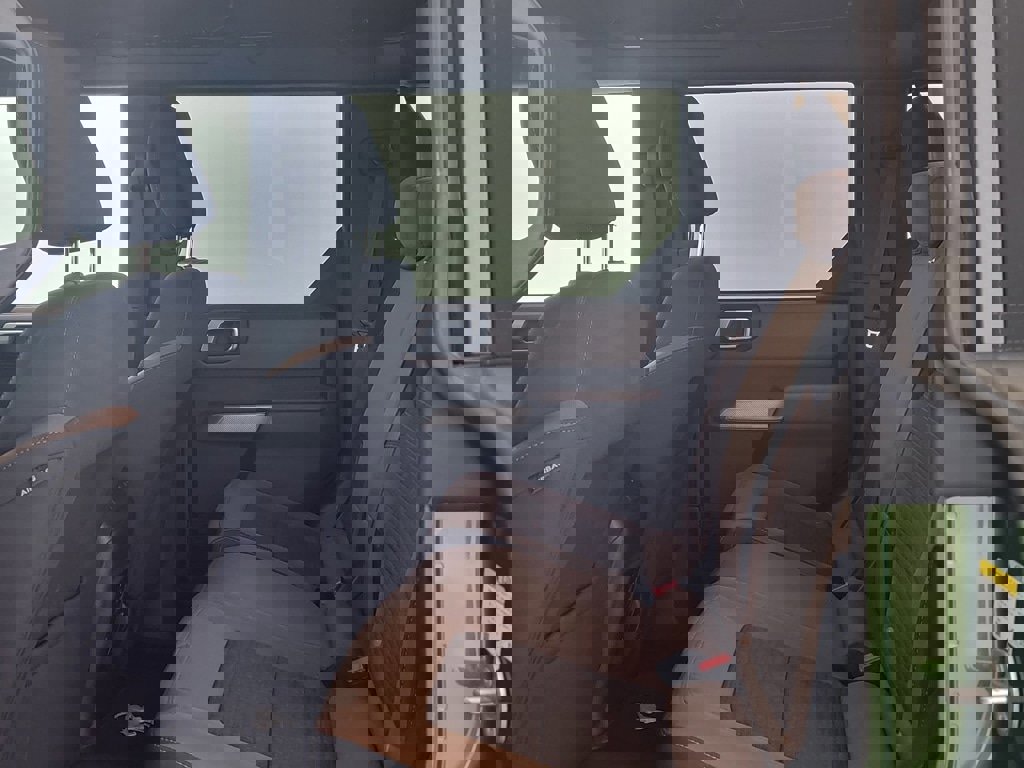 Used 2022 Ford Bronco Outer Banks image 16