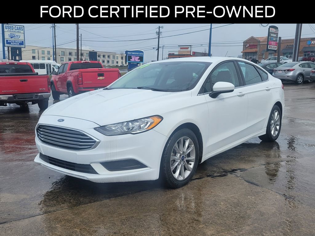 Certified 2017 Ford Fusion SE w/ Fusion SE Technology Package image 2
