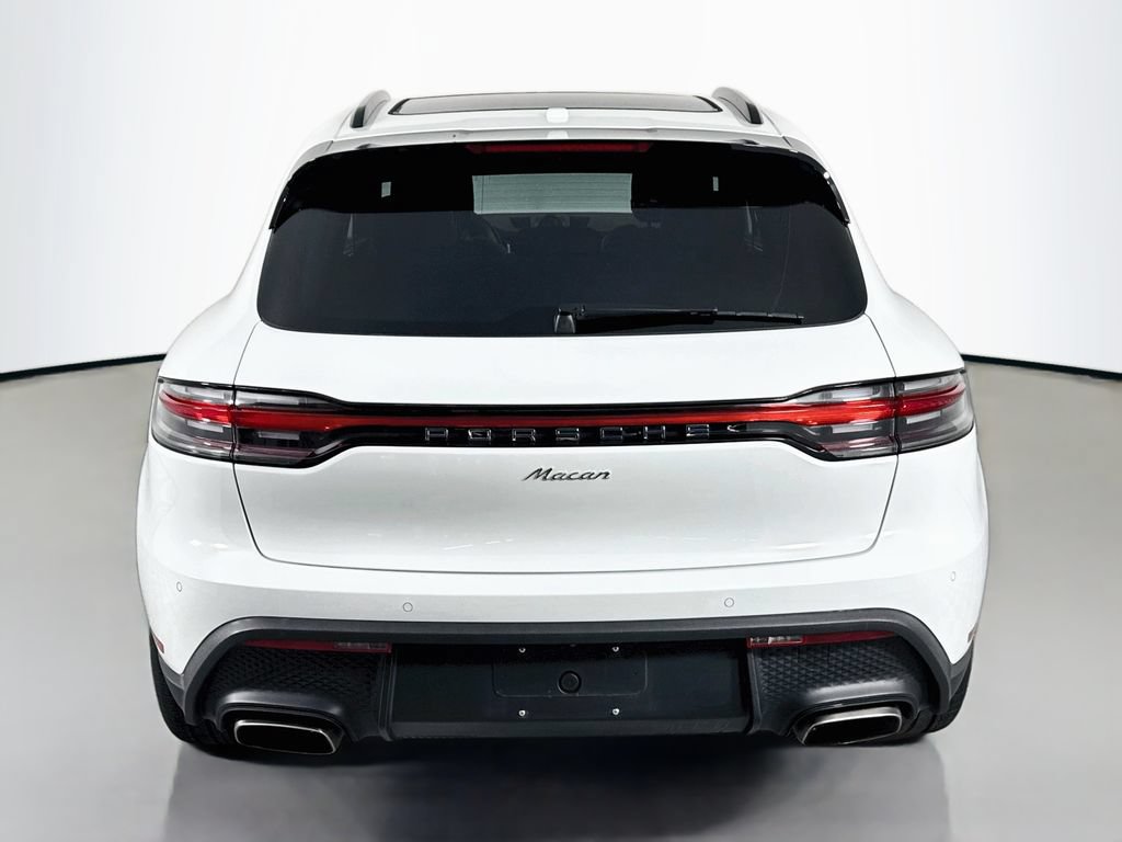 Certified 2023 Porsche Macan Turbo AWD/4WD image 10