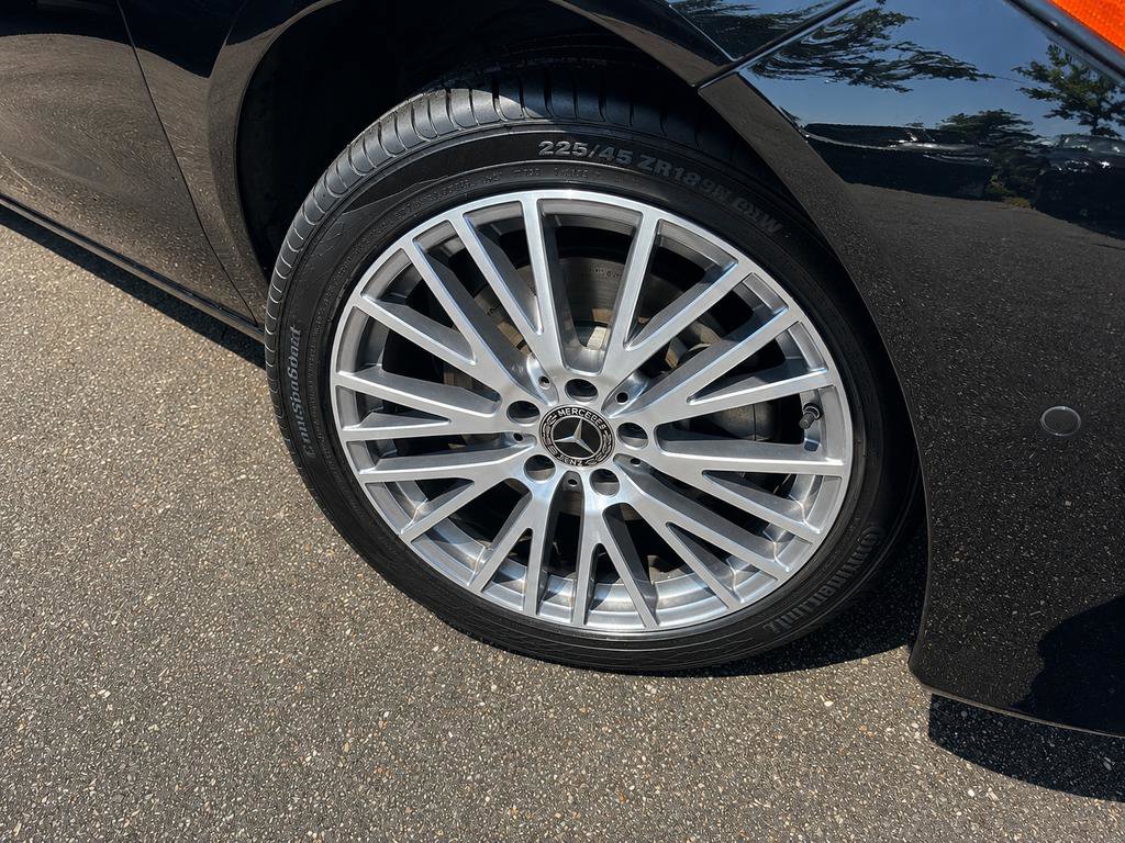 Used 2025 Mercedes-Benz CLA 250 image 37