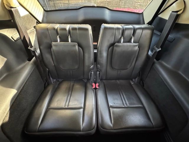 Used 2013 Lincoln MKT FWD image 23