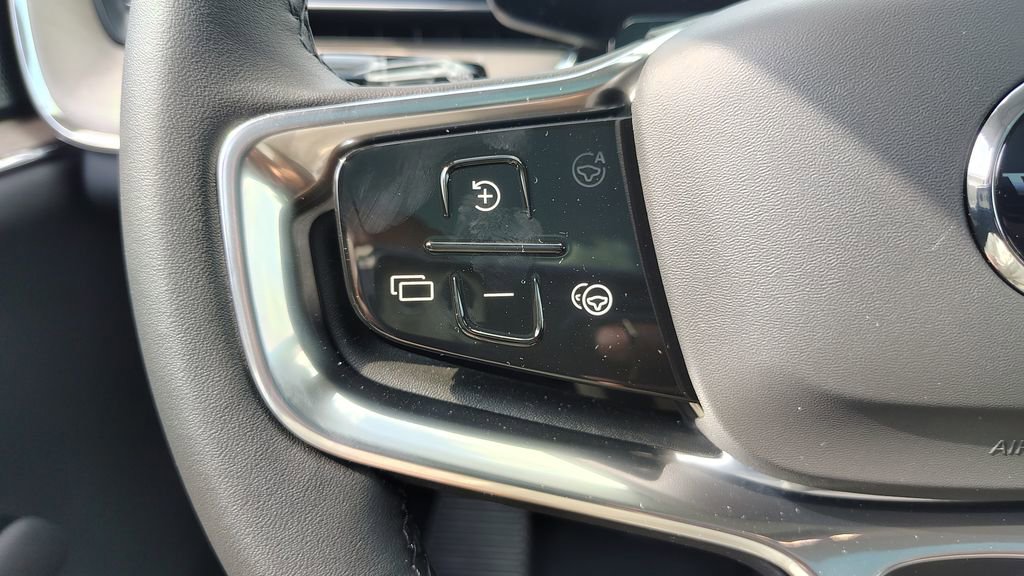 New 2025 Volvo EX90 Ultra AWD/4WD image 16