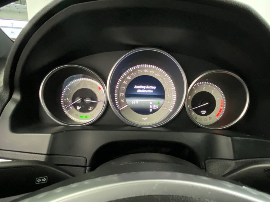 Used 2015 Mercedes-Benz E 400 4MATIC Coupe image 34