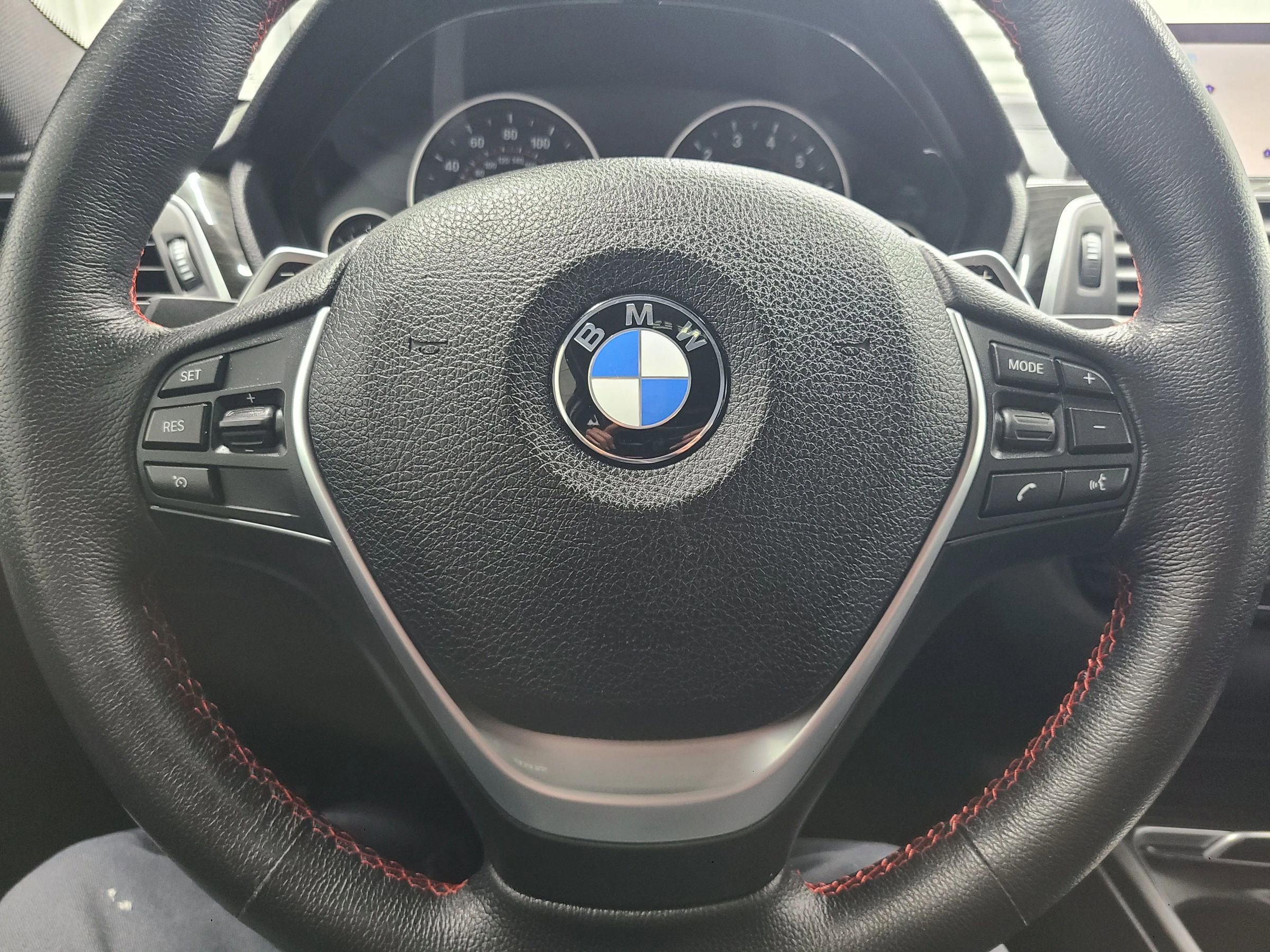 Used 2018 BMW 330i xDrive Sedan w/ Convenience Package image 28