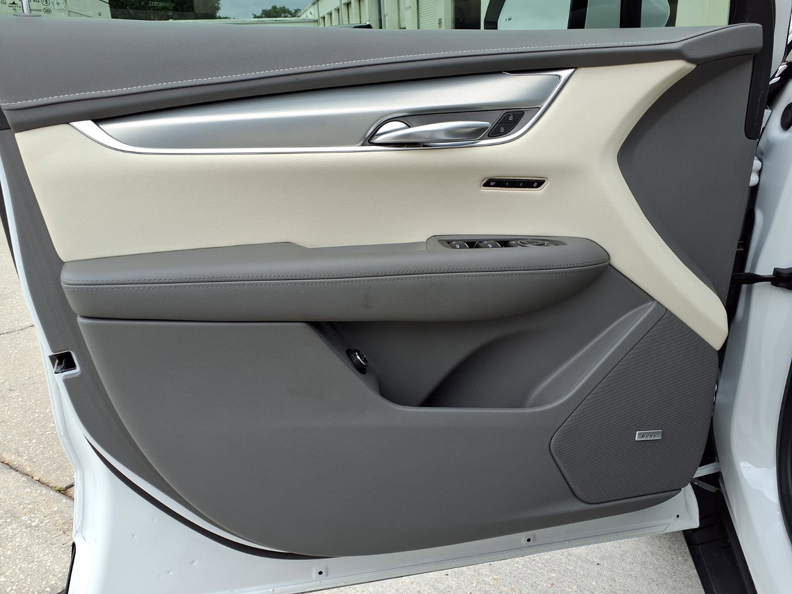 Used 2022 Cadillac XT5 Premium Luxury w/ Technology Package image 20