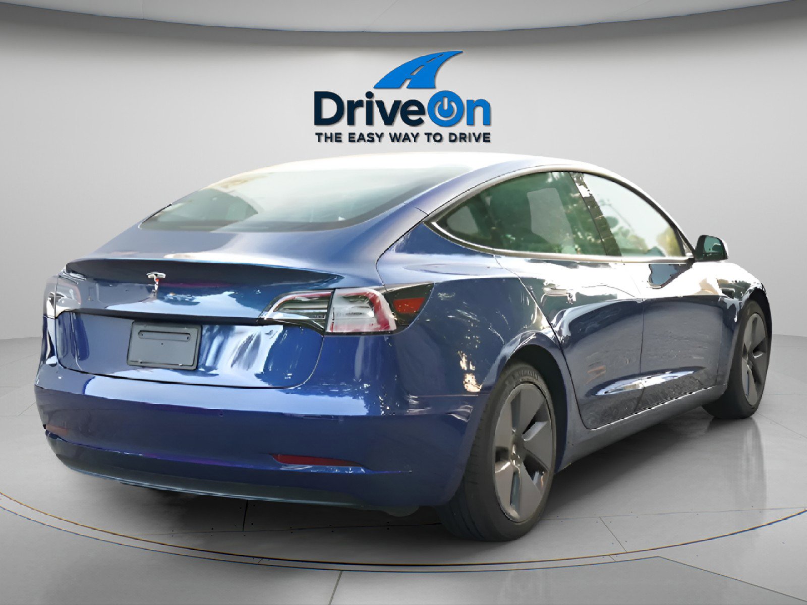 Used 2021 Tesla Model 3 Standard Range Plus image 12