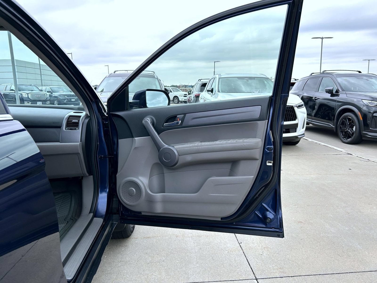 Used 2008 Honda CR-V EX-L image 16