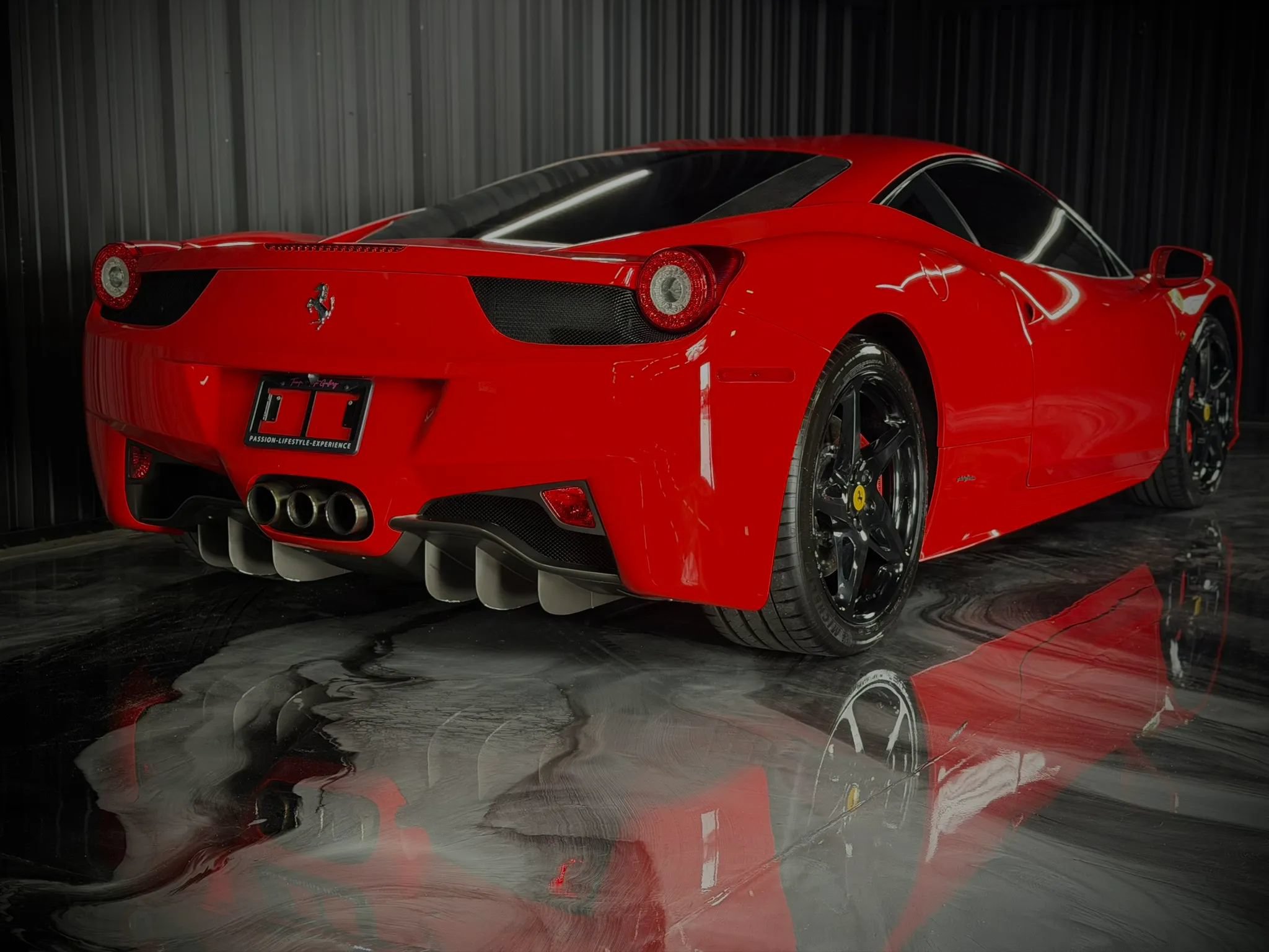 Used 2014 Ferrari 458 Italia Coupe RWD image 13