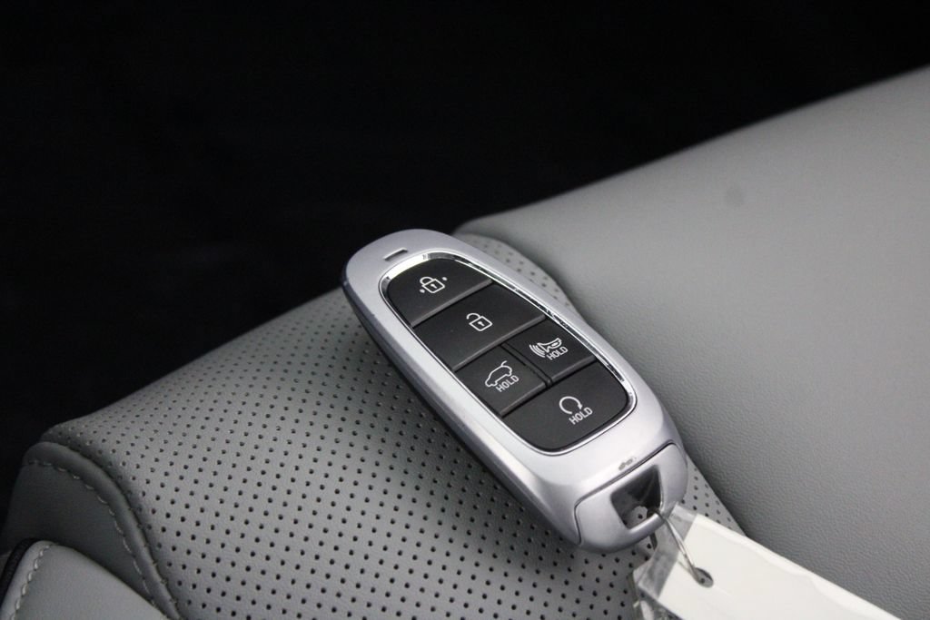 Certified 2025 Hyundai Palisade SEL FWD image 33