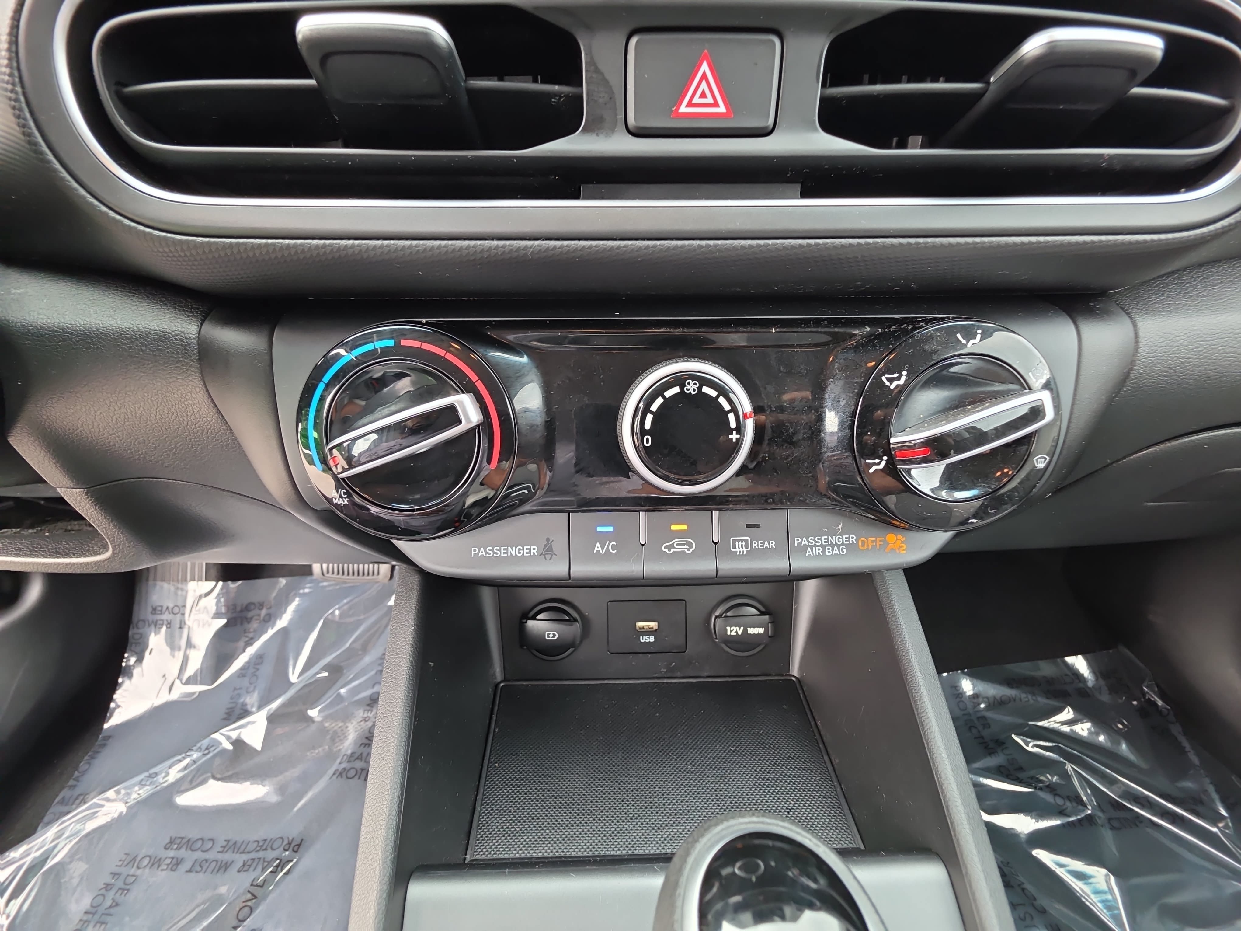 Used 2023 Hyundai Kona SE FWD image 20