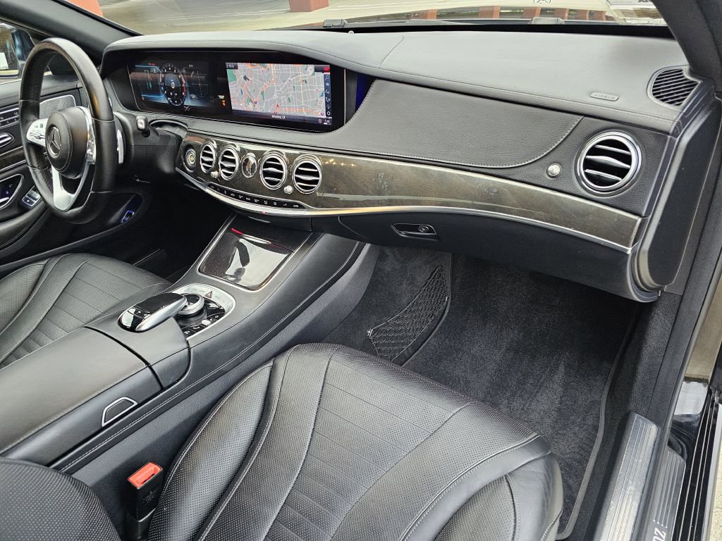 Used 2018 Mercedes-Benz S 560 Sedan image 22