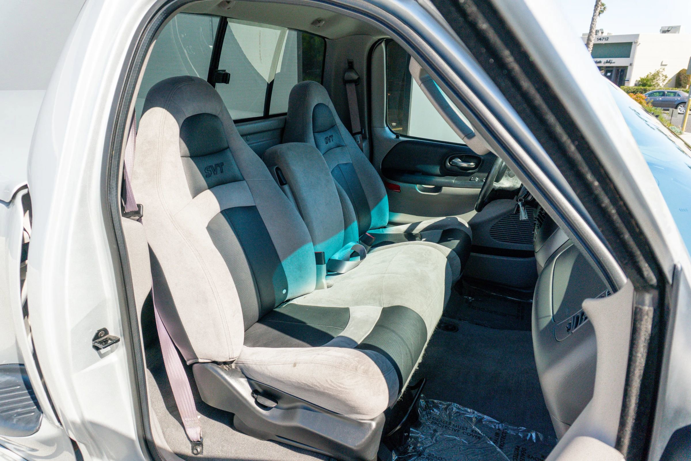 Used 2004 Ford F150 Lightning RWD image 11