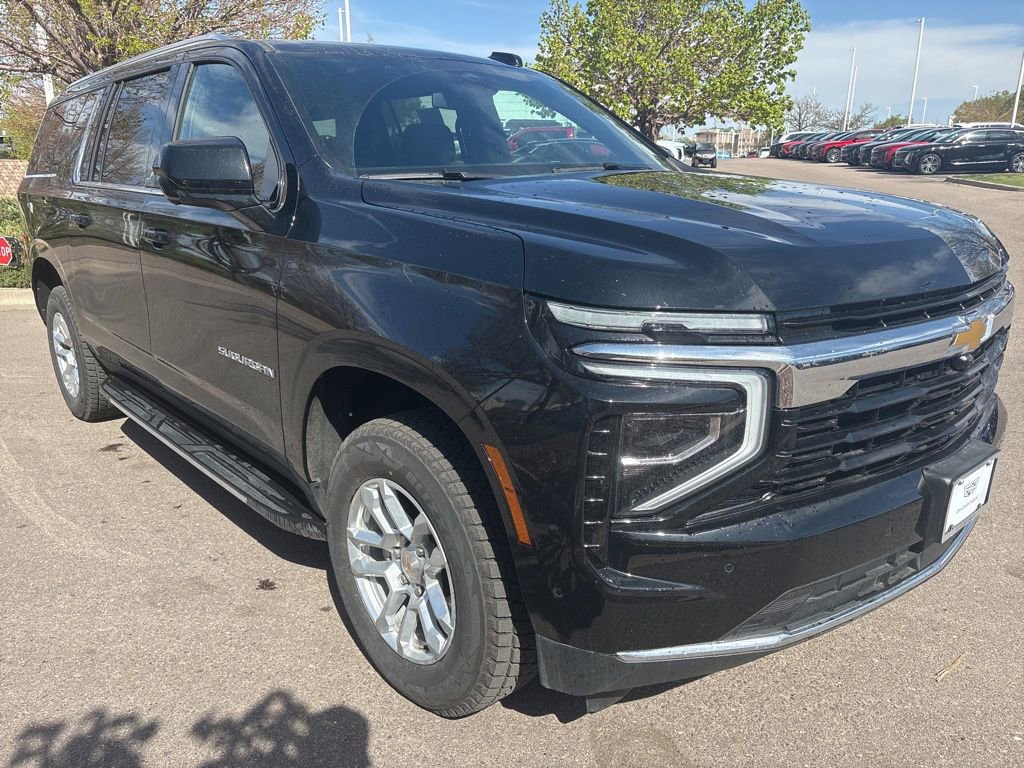 Used 2025 Chevrolet Suburban LS w/ Max Trailering Package AWD/4WD image 7