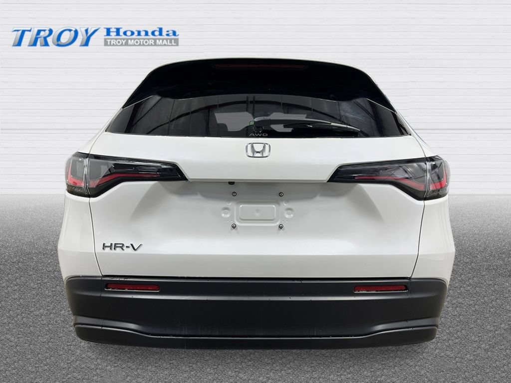 New 2027 Honda HR-V LX image 4