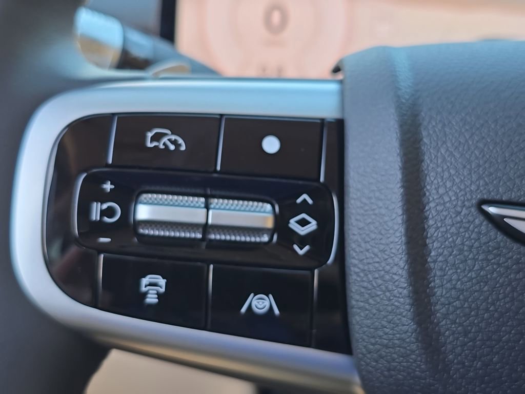 New 2026 Genesis GV70 2.5T image 23