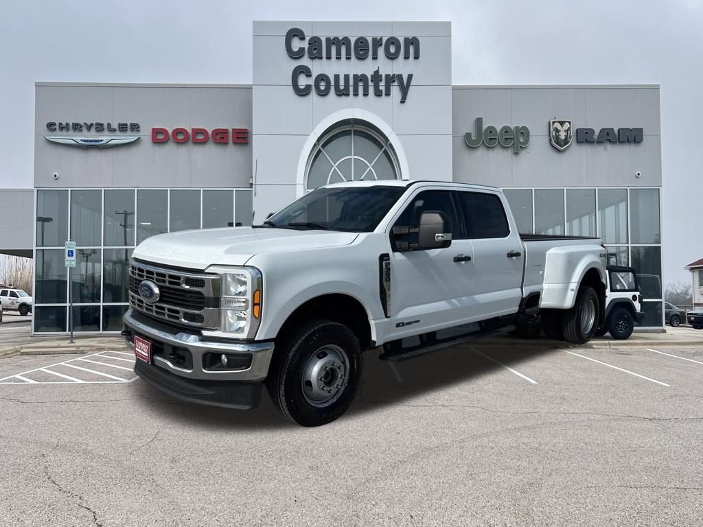 Used 2024 Ford F350 XLT image 7