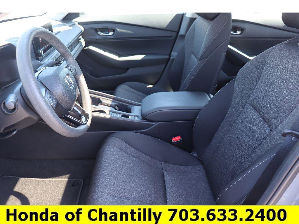 Certified 2025 Honda Accord SE image 25