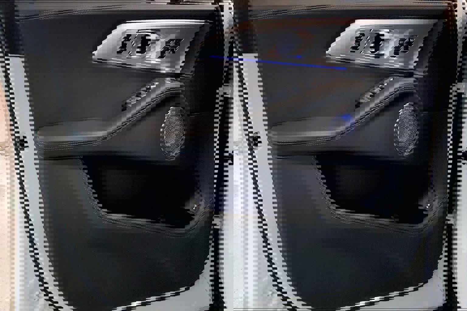 Used 2025 BMW XM image 21