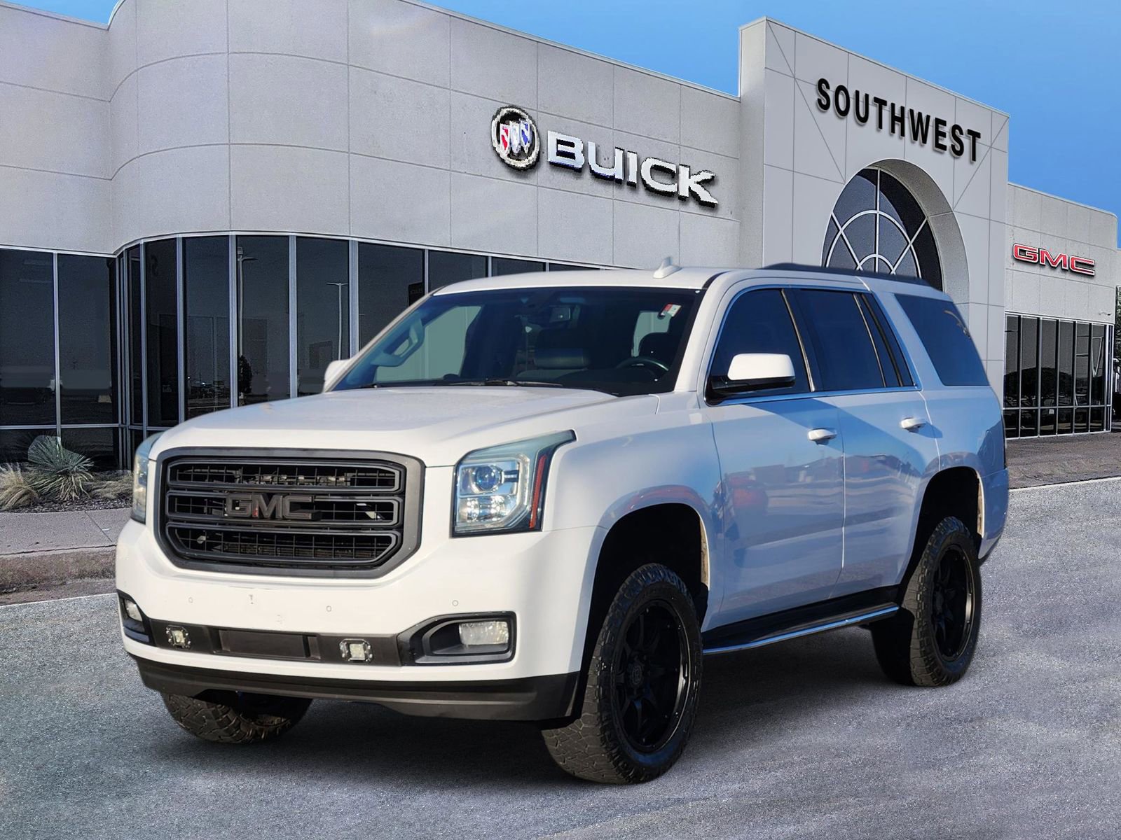 Used 2016 GMC Yukon SLE w/ Convenience Package image 2