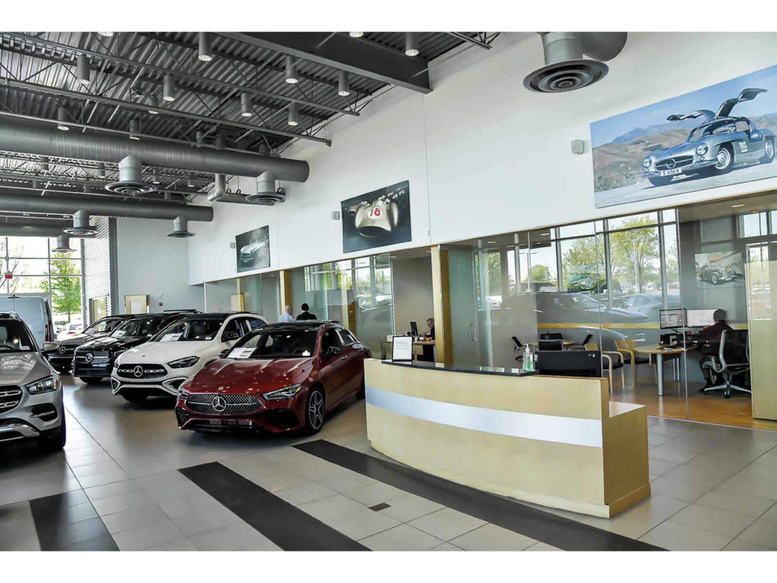 Used 2018 Mercedes-Benz E 400 4MATIC Coupe image 28