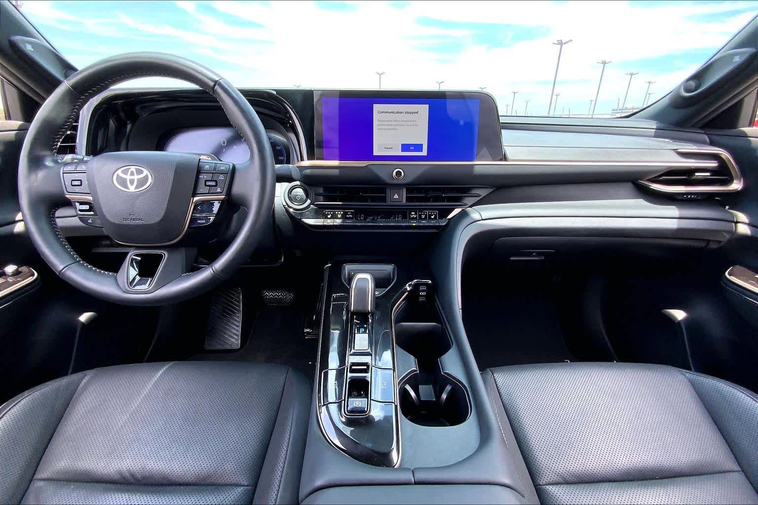 Used 2024 Toyota Crown Platinum AWD/4WD image 15