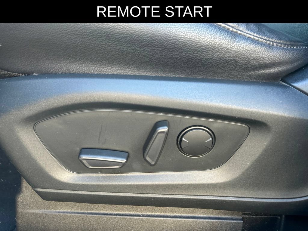 Used 2020 Ford Explorer XLT w/ Equipment Group 202A RWD image 15
