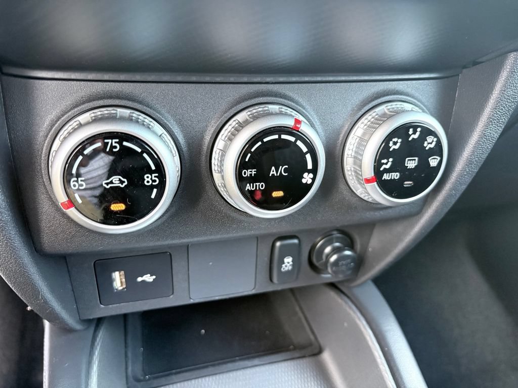 Used 2025 Mitsubishi Outlander Sport LE AWD/4WD image 18