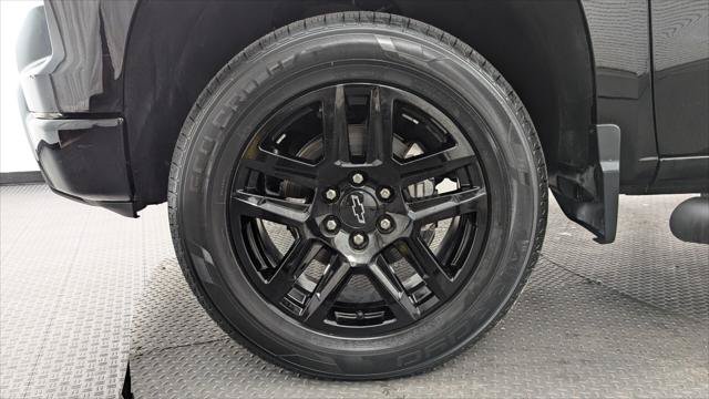 Used 2023 Chevrolet Silverado 1500 LT Trail Boss w/ LT Trail Boss Premium Package AWD/4WD image 28