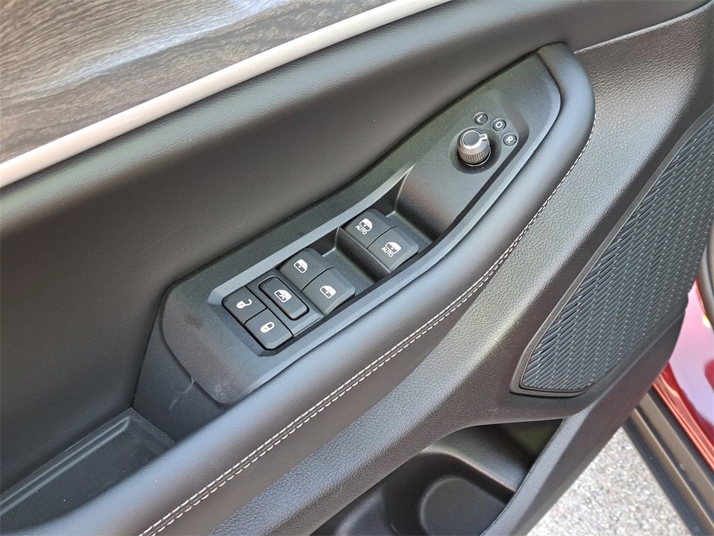 New 2026 Jeep Grand Cherokee Laredo image 21