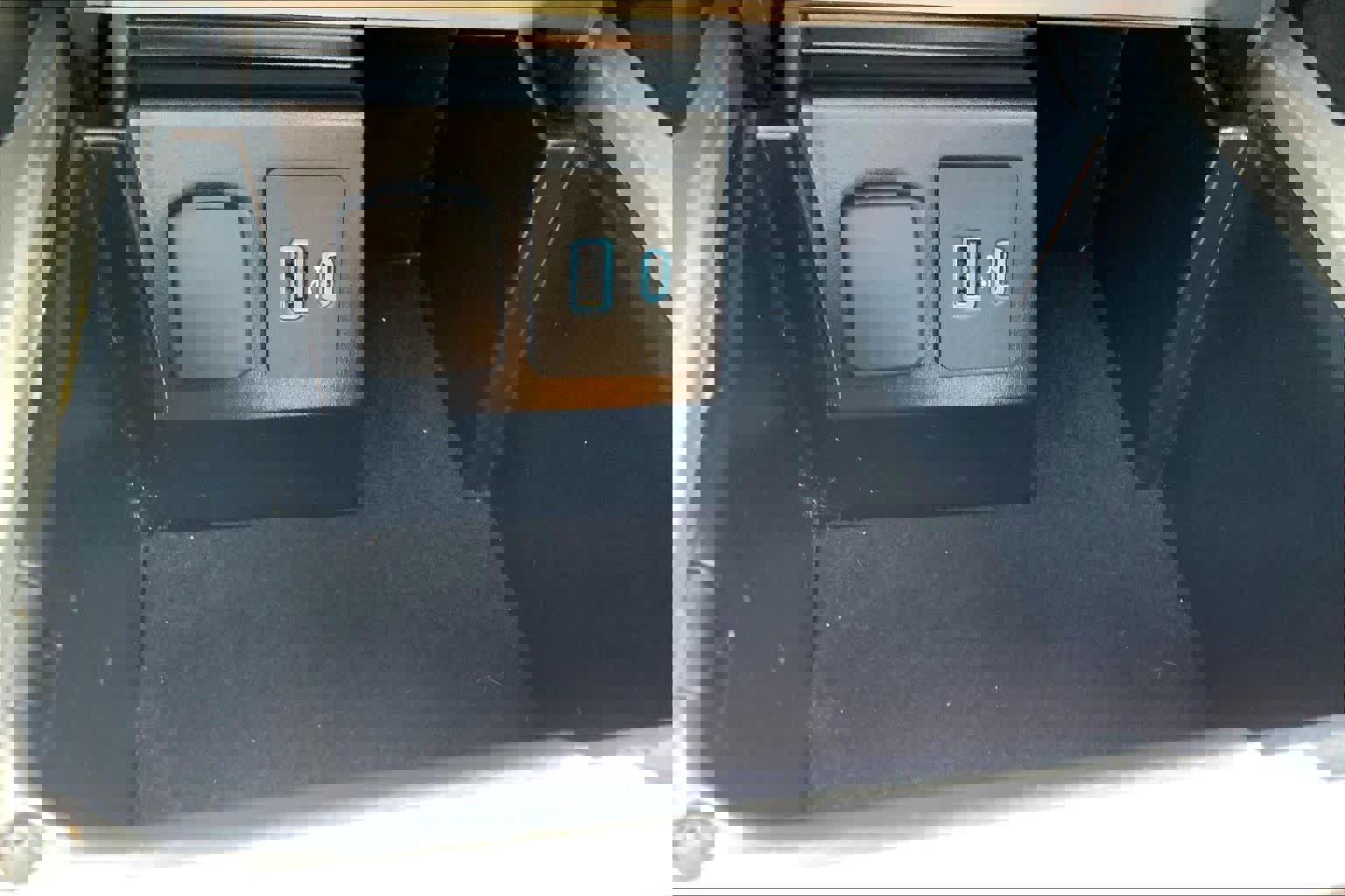 Certified 2022 Ford Explorer ST w/ Equipment Group 401A image 33