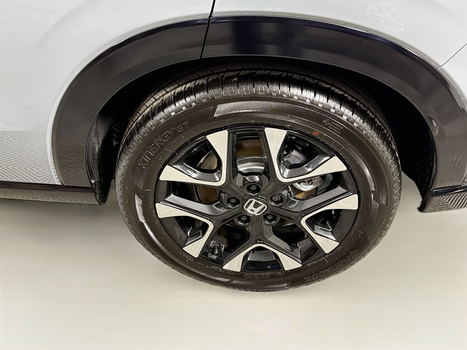 Used 2027 Honda HR-V EX-L image 5